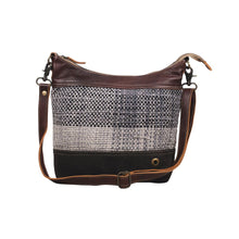 Load image into Gallery viewer, S2057 Seemliness Shoulder Bag