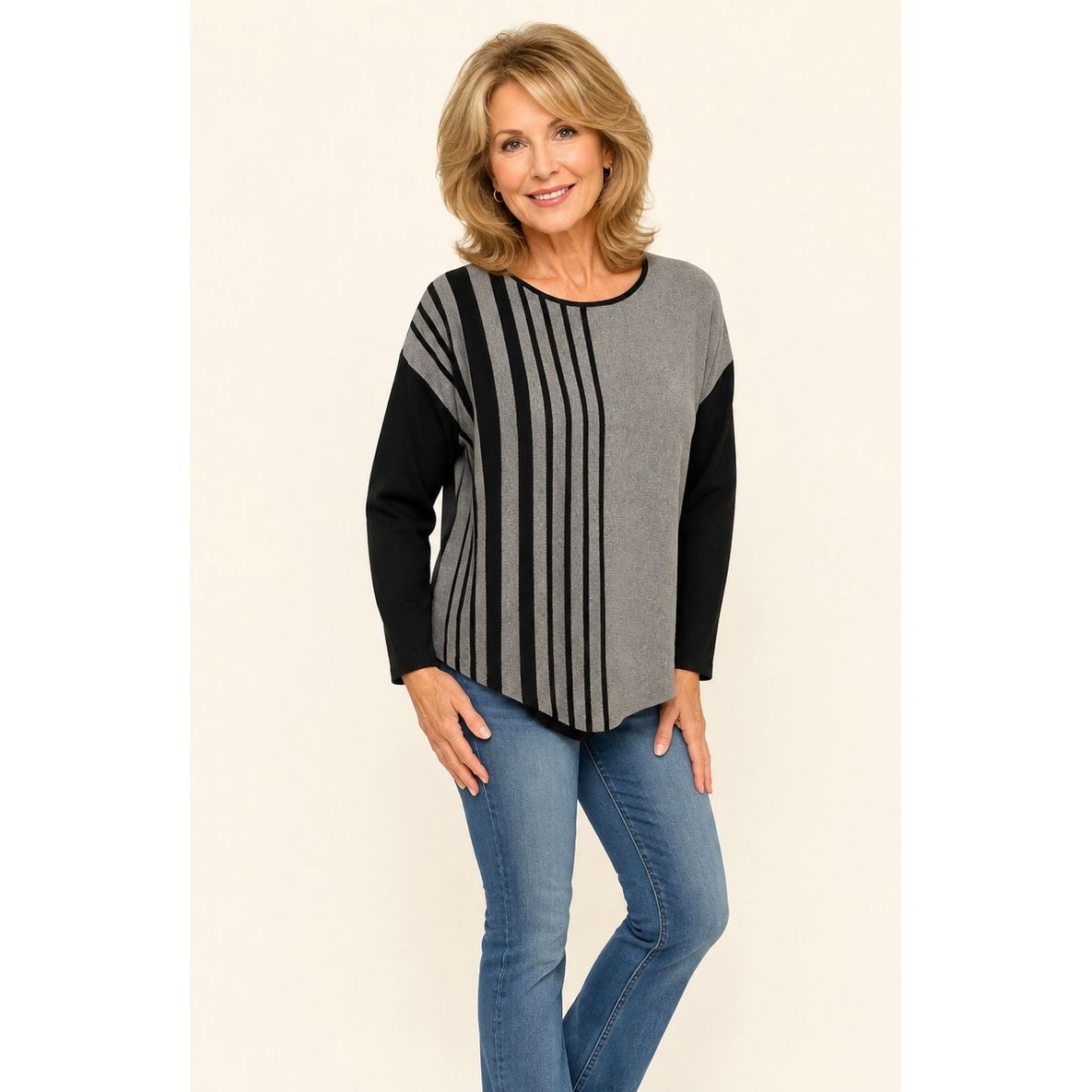 Black Horizon Pullover