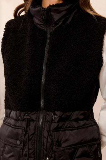 City Cozy Quilted Sherpa Vest in Black