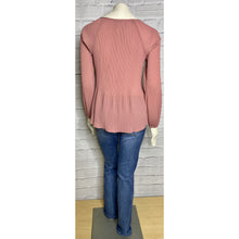 Load image into Gallery viewer, Pleated Rose Blouse