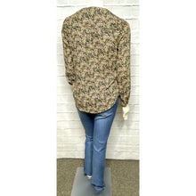 Load image into Gallery viewer, Black/Olive Print Blouse