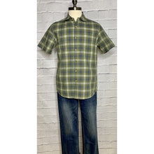 Load image into Gallery viewer, Crosshatch Slub Faded Olive Button Up