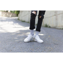 Load image into Gallery viewer, Men&#39;s Solid Grey Dot Socks