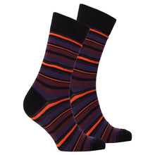Load image into Gallery viewer, Men&#39;s Garnet Stripe Socks