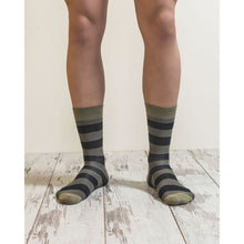 Load image into Gallery viewer, Men&#39;s Sage Stripe Socks